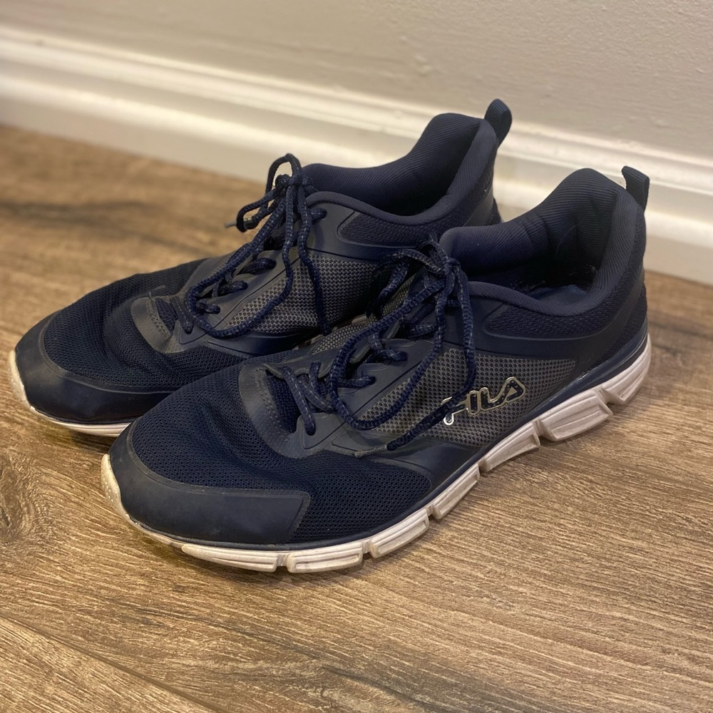 Fila Men's Memory‎ Foam Steelsprint Athletic Shoes
